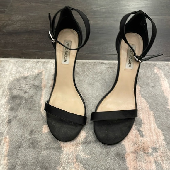 Black with silver diamante 4.5” heels by Steve Madden - Picture 1 of 4